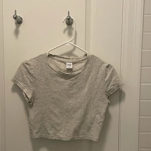 Cropped tee